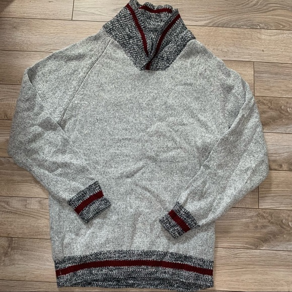 Sweater - Picture 1 of 1